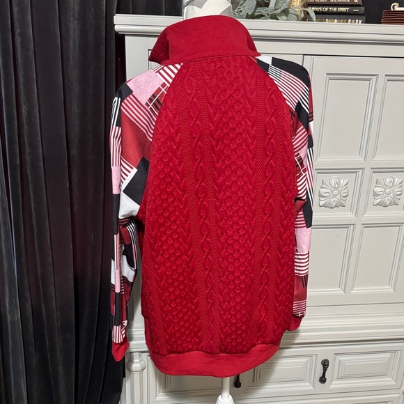 Red Quarter-Zip Sweater with Patterned Sleeves Size XL - Picture 7 of 10